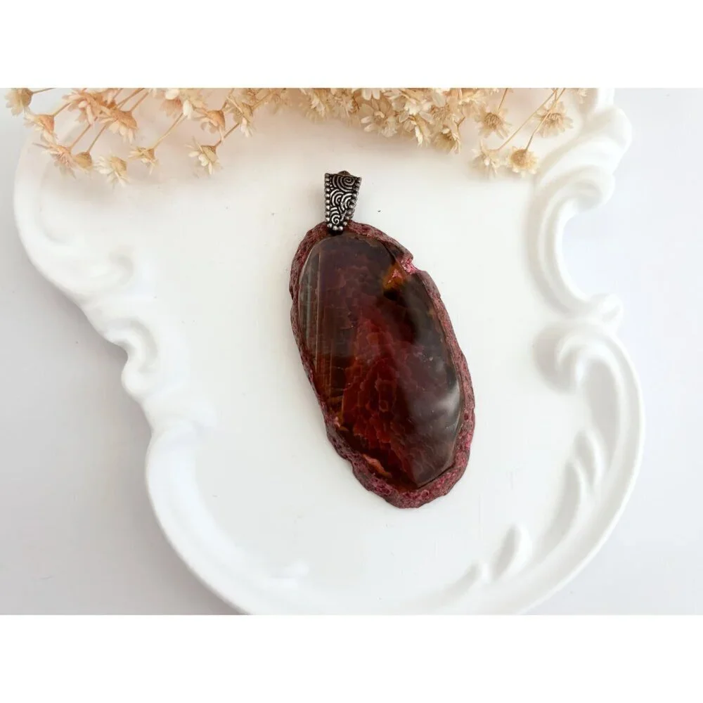 Red Sliced Agate Smooth Crystal Freeform Large Silver Toned Vintage Pendant